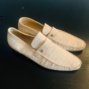 Men’s shoes
